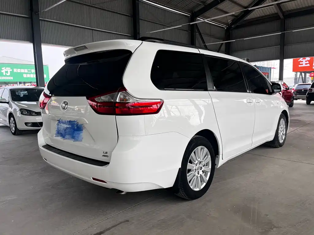 Toyota Sienna 2015 3.5L L