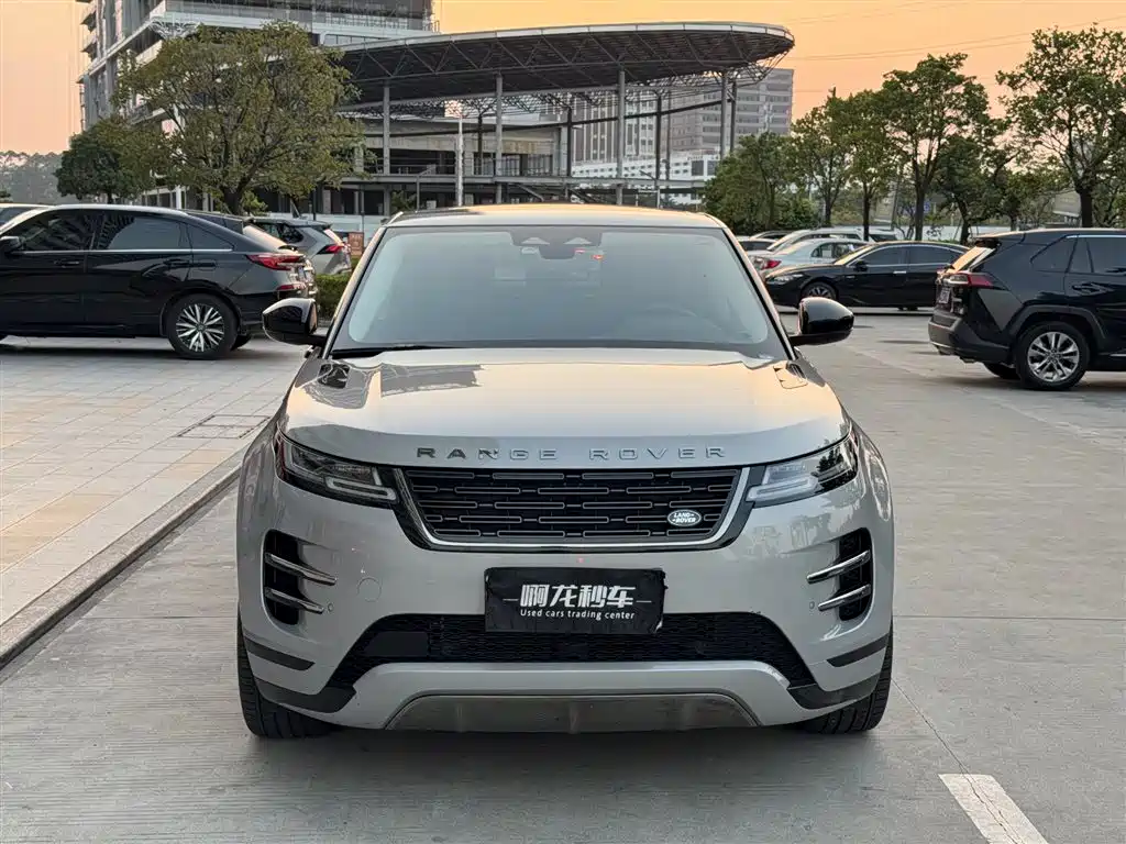 Land Rover Range Rover Evoque 2024 — фото 2