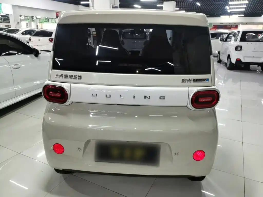 Wuling Hongguang Mini EV 2024 — фото 5