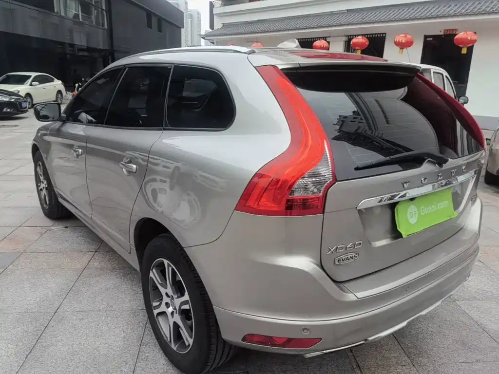 Volvo XC60 (Import) — миниатюра 5