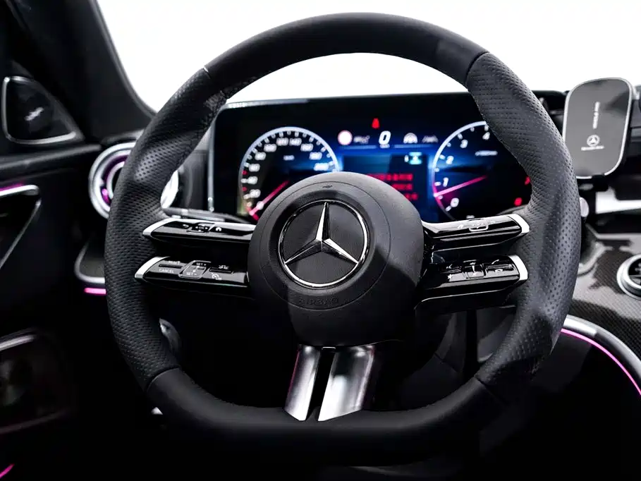 Mercedes-Benz C-Class — миниатюра 15