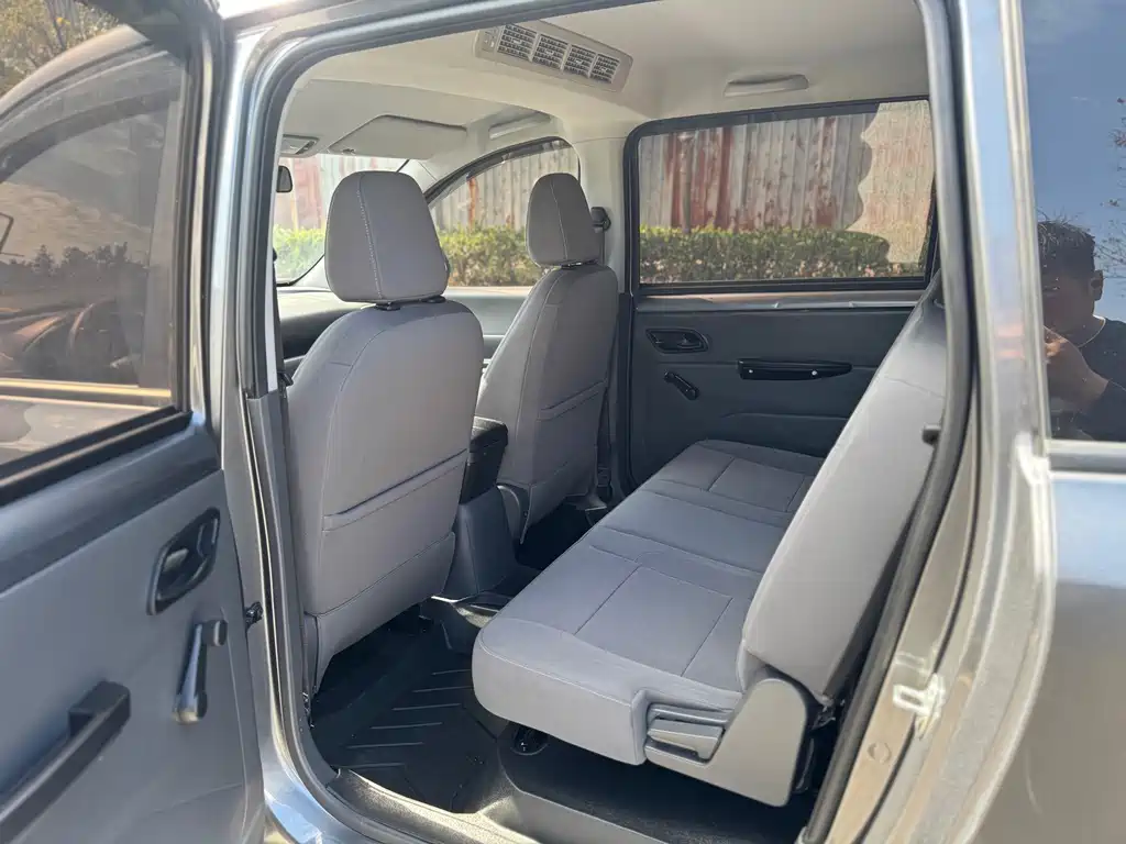Wuling Hongguang EV — миниатюра 7