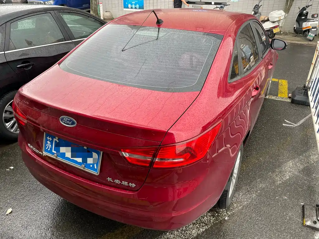 Ford Escort — миниатюра 4