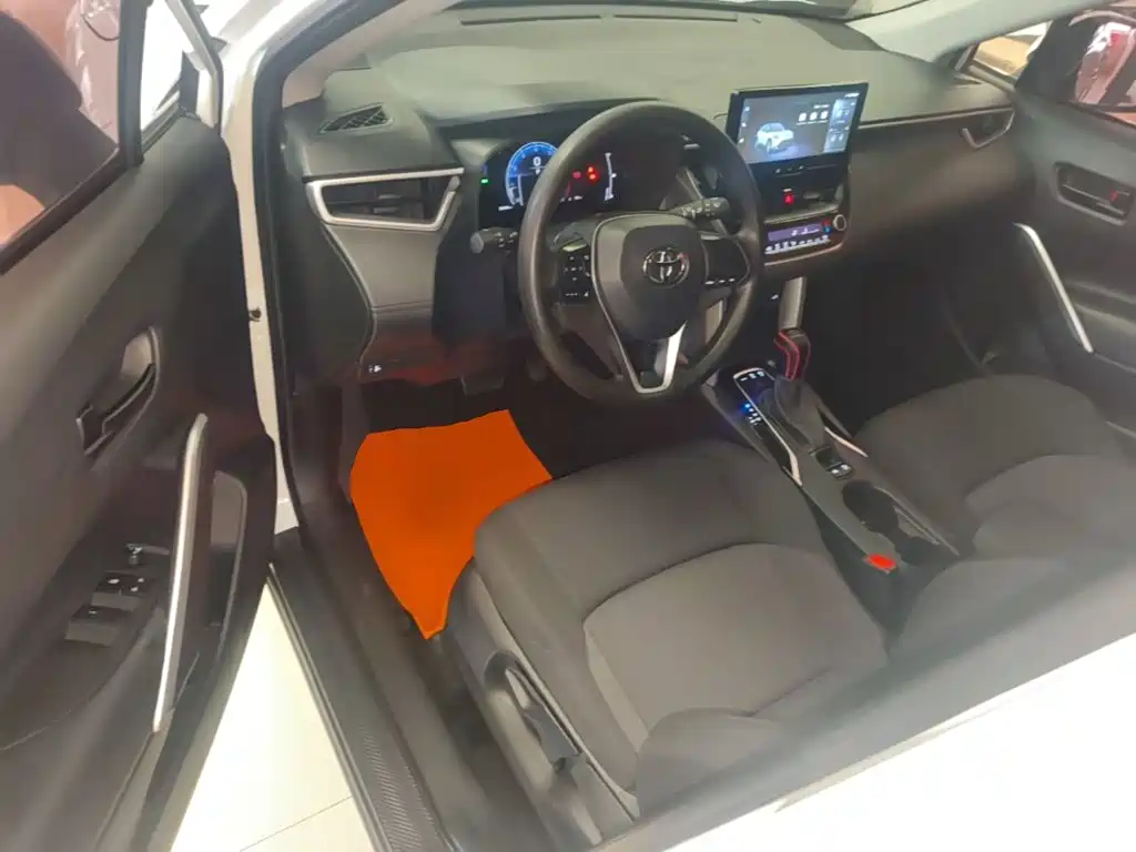 Toyota Frontlander — миниатюра 16