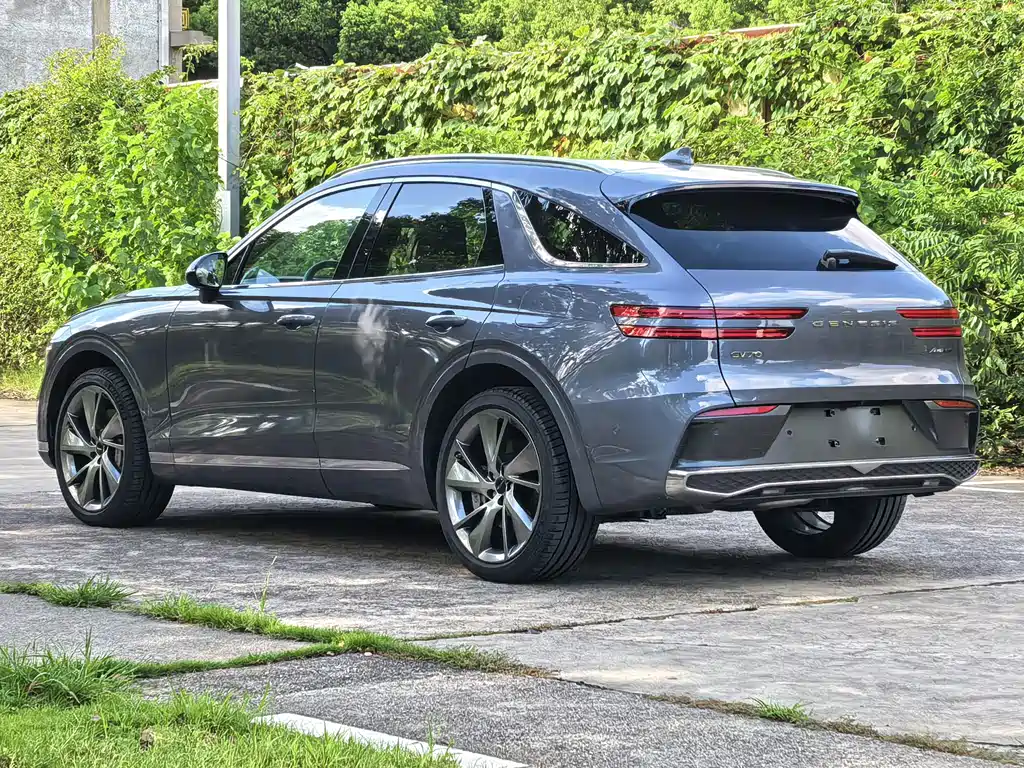 Genesis GV70 — миниатюра 4