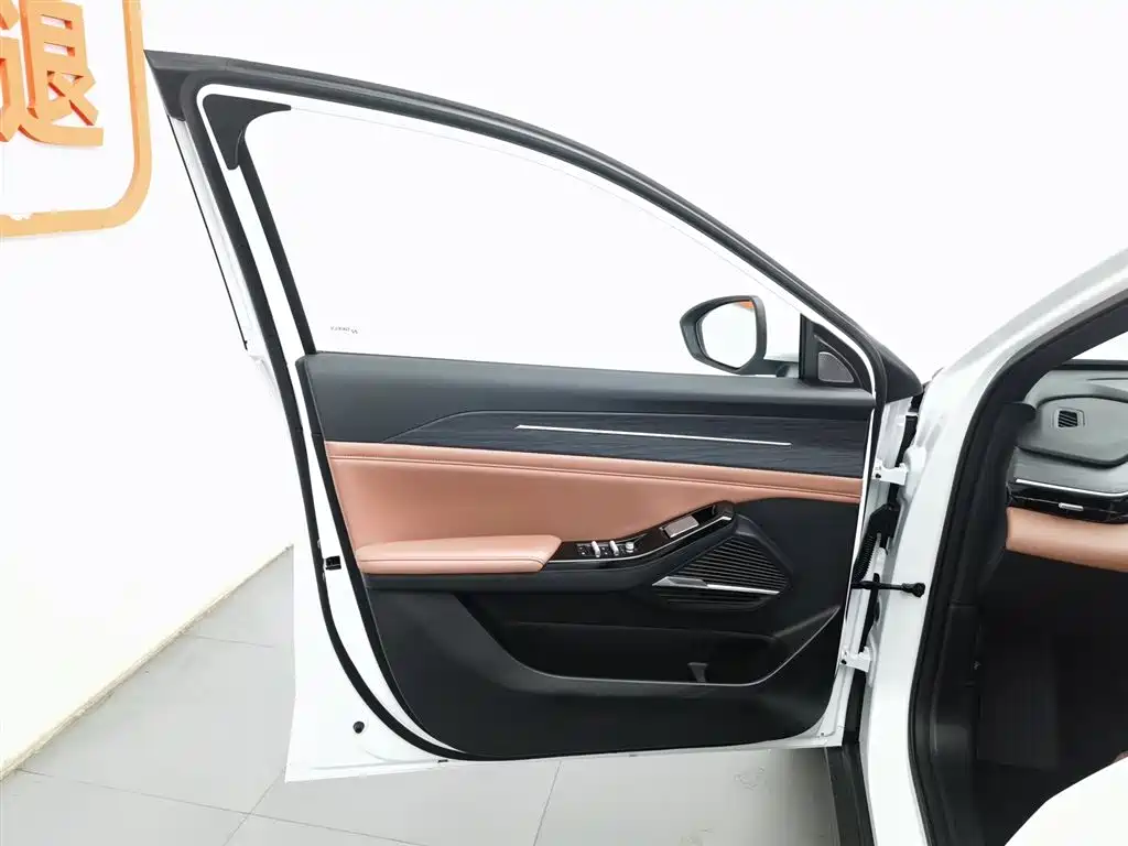 GEELY GALAXY GALAXY L6