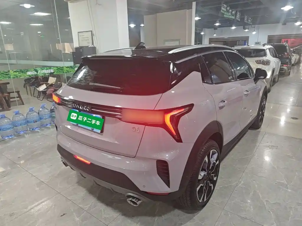Lynk & Co 06 — миниатюра 7