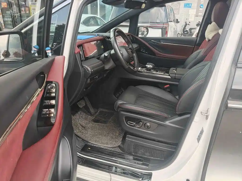 GAC Motor Trumpchi M8 — миниатюра 4