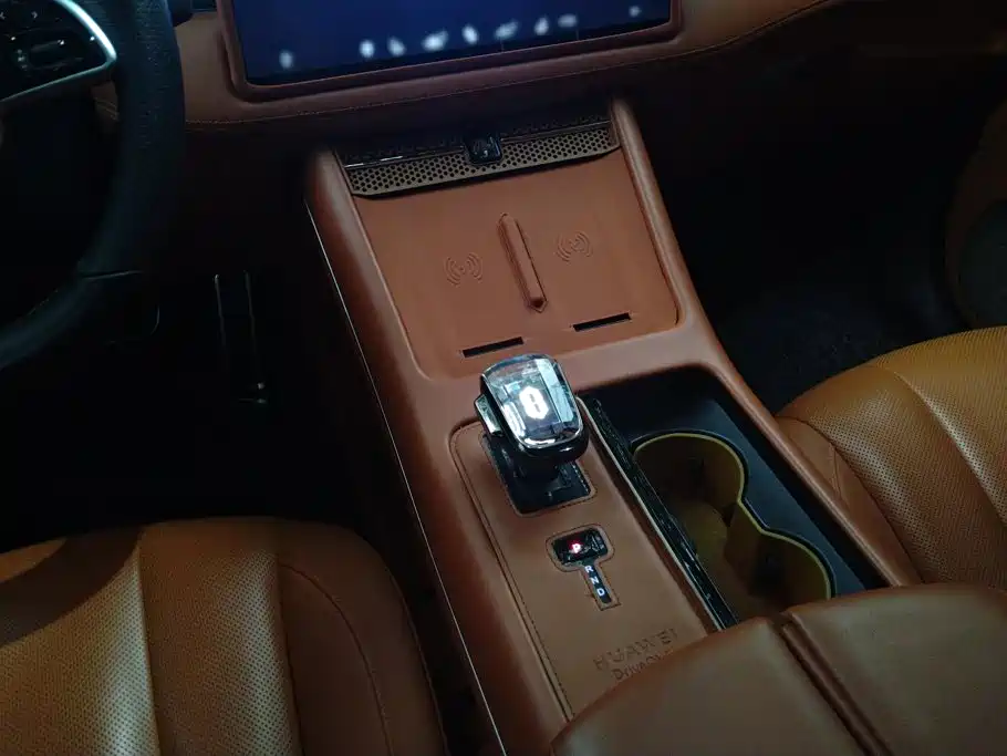 AITO AITO M7 — миниатюра 16