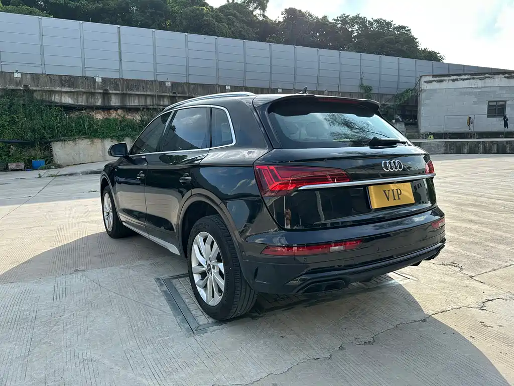 Audi Q5L 2022 40T Luxury