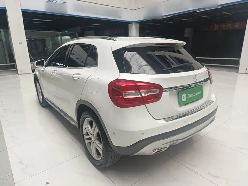 Mercedes-Benz GLA — миниатюра 5