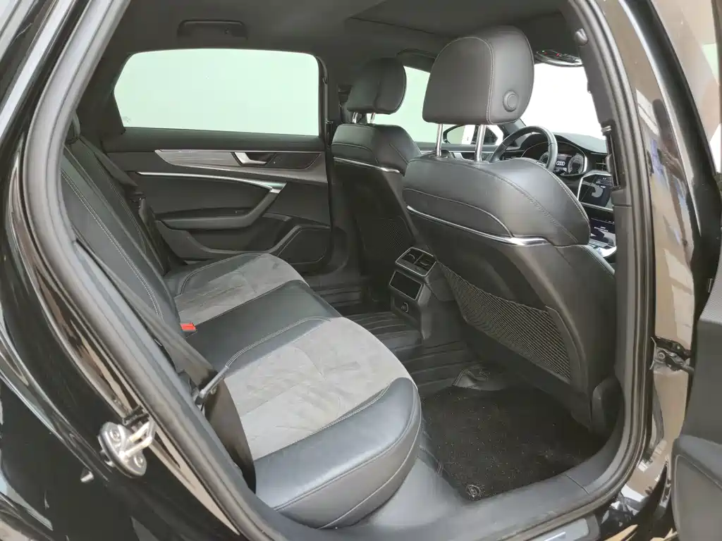 Audi A6L — миниатюра 18