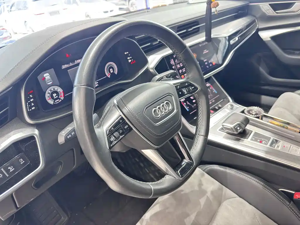 Audi A6L — миниатюра 10