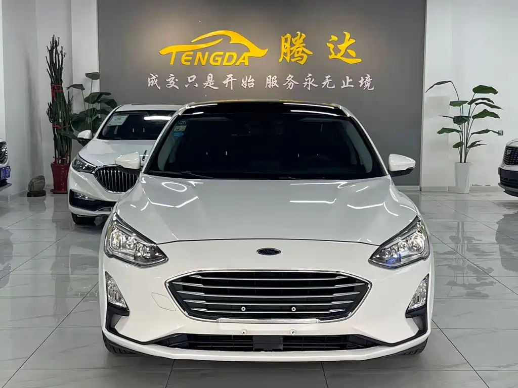 Ford Focus 2019 EcoBoost 125 AT V