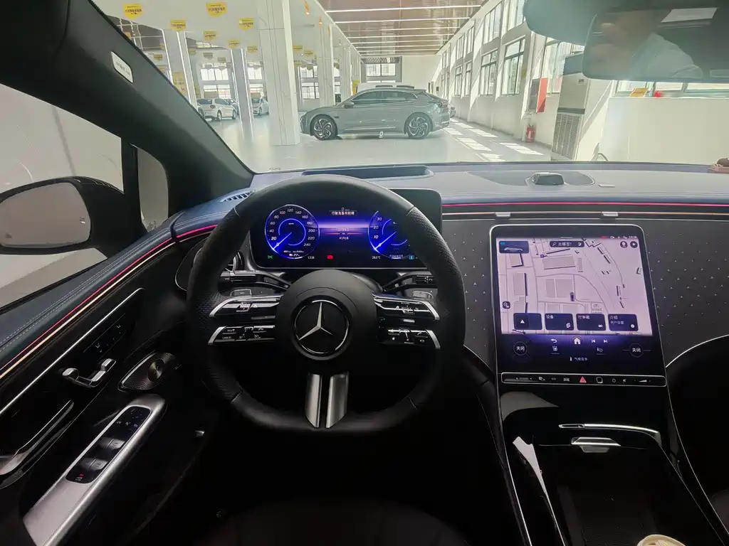 Mercedes-Benz EQE — миниатюра 8