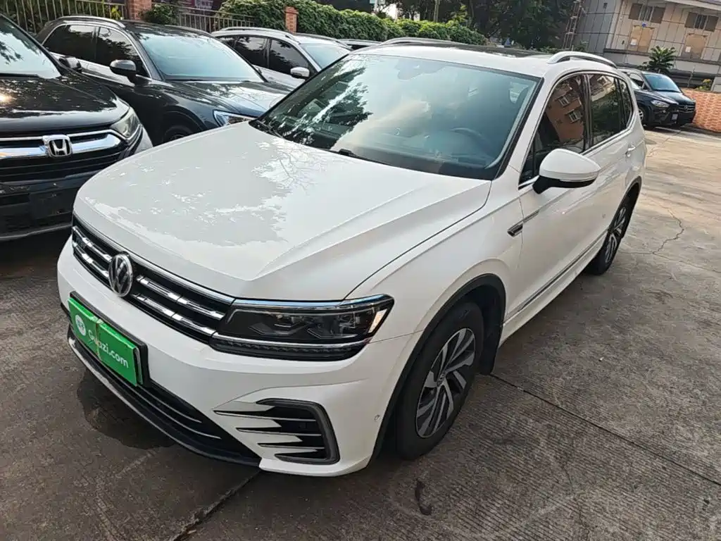 Volkswagen Tiguan L PHEV