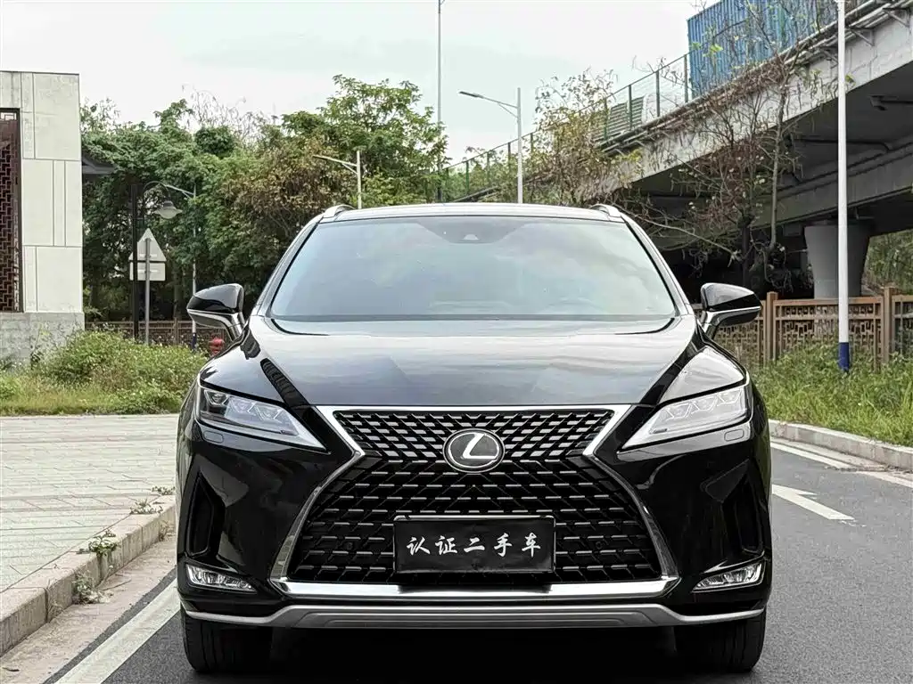 Lexus RX 2021