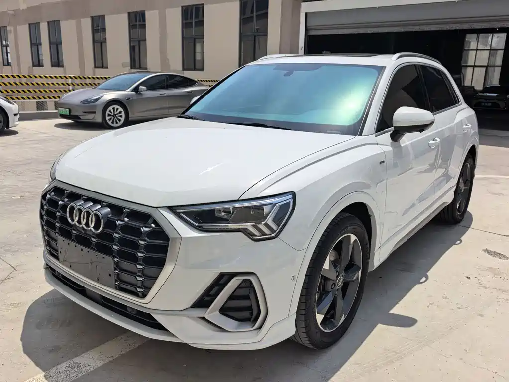 Audi Q3 2022
