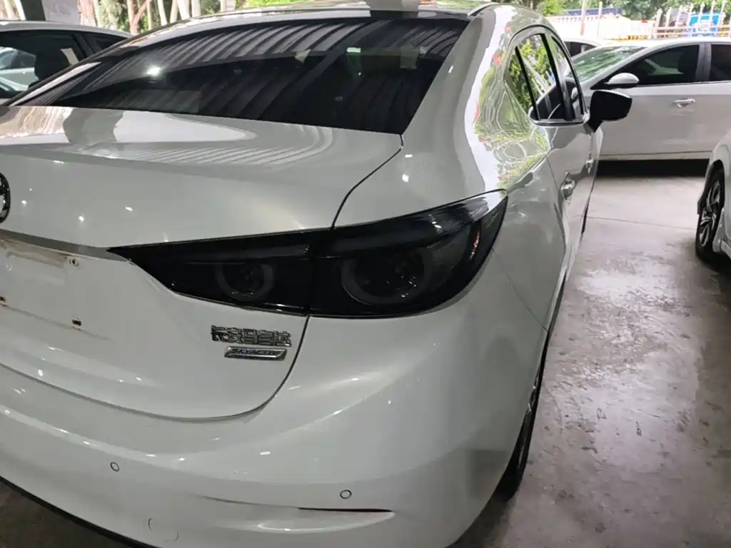 Mazda 3 Axela — миниатюра 8