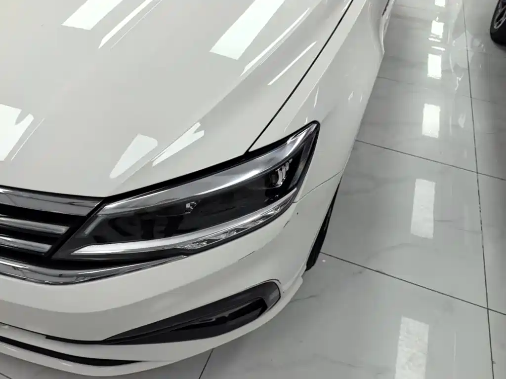 Volkswagen Lamando — миниатюра 24
