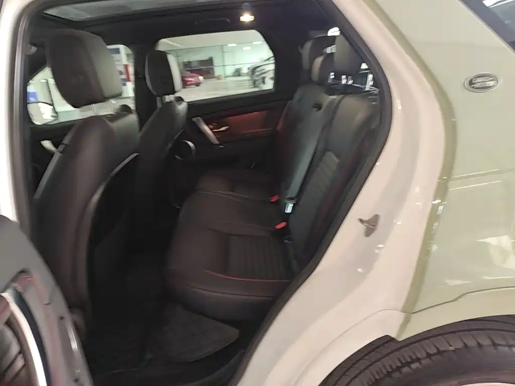 Land Rover Discovery Sport Hybrid — миниатюра 17
