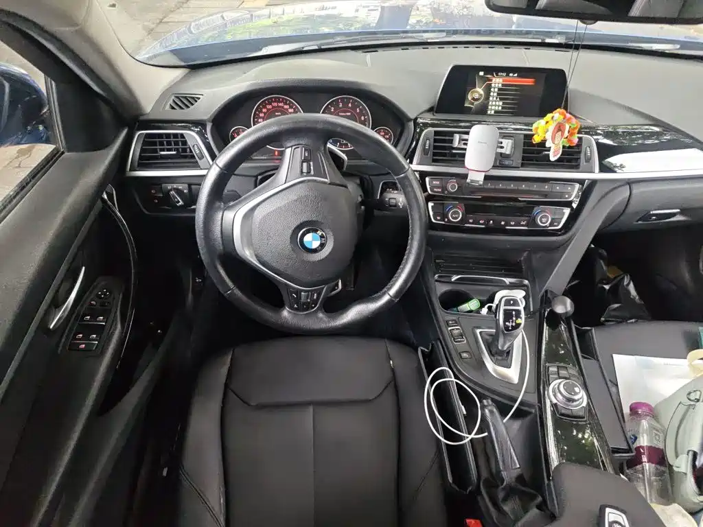 BMW 3 Series — миниатюра 3