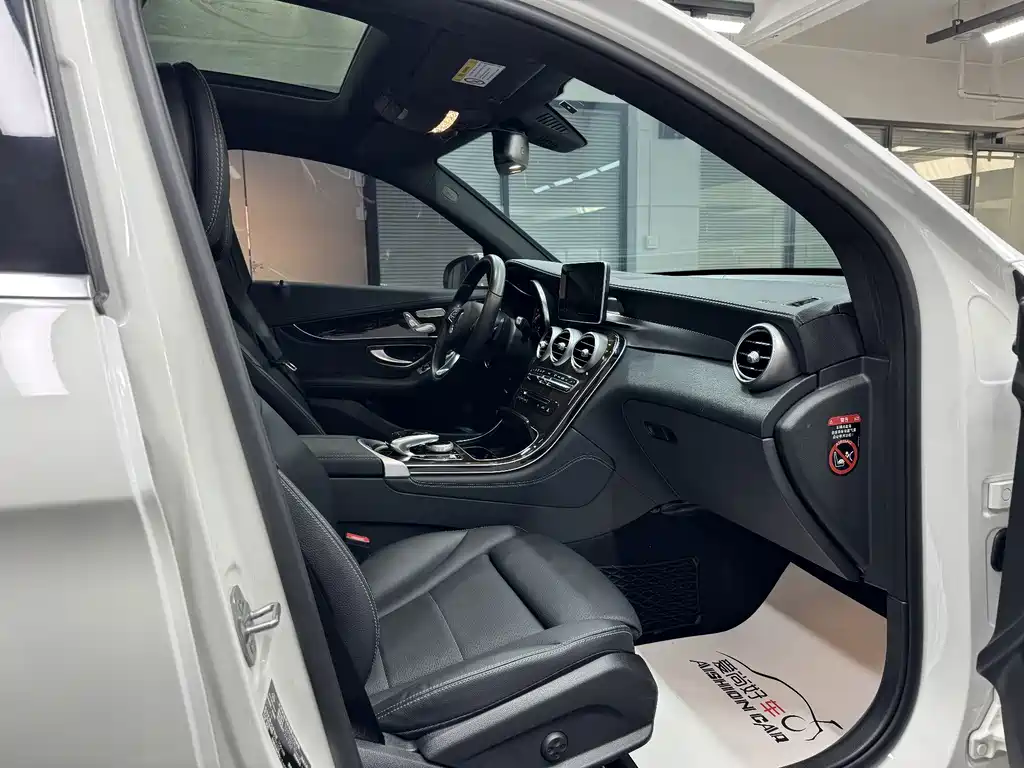 Mercedes-Benz GLC — миниатюра 11