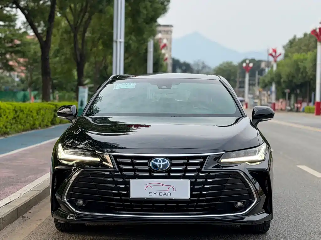 Toyota Avalon — миниатюра 2