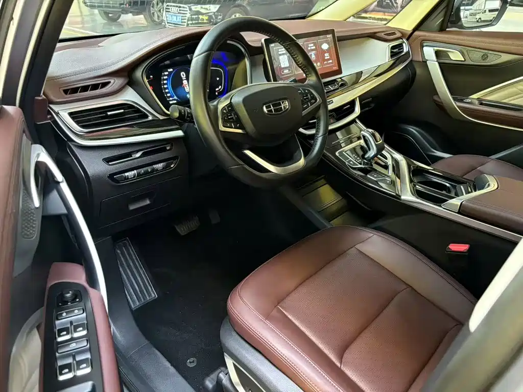 Geely Jia Ji — миниатюра 18