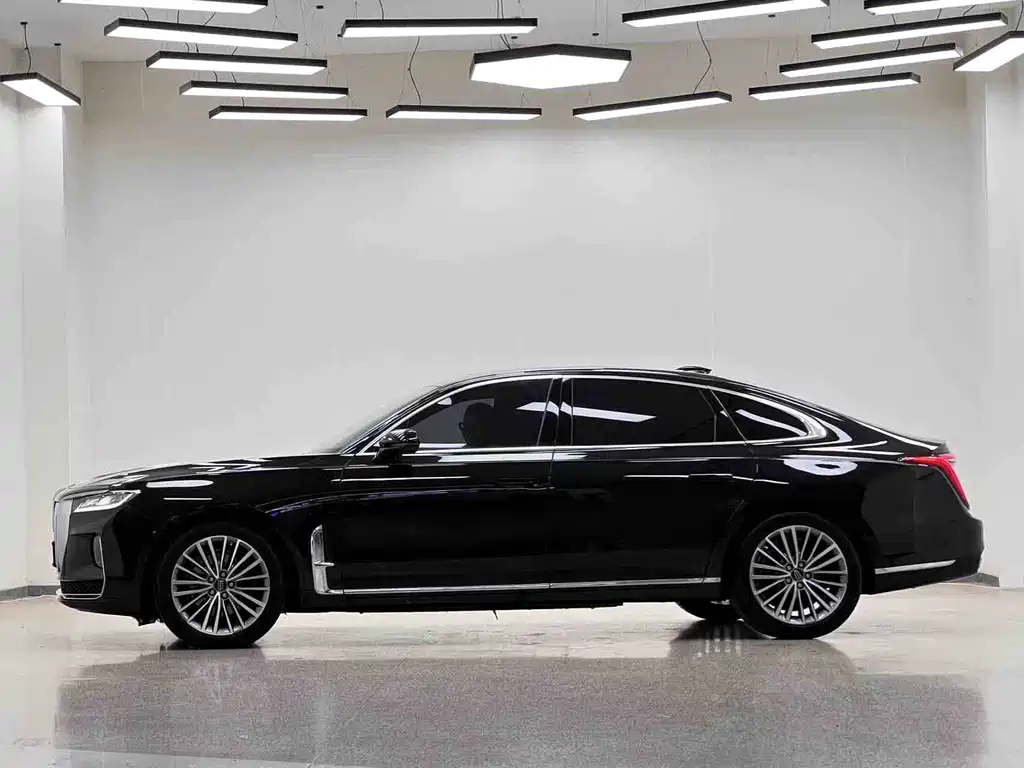 Hongqi H9 2022 2.0T