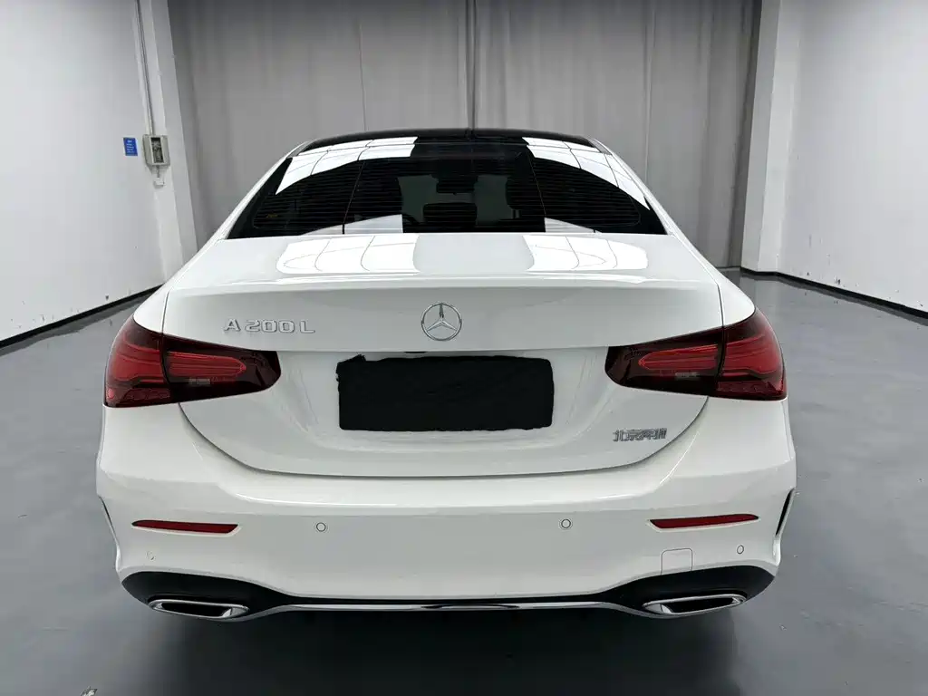 Mercedes-Benz A-Class A 2023 A 200 L Fashion
