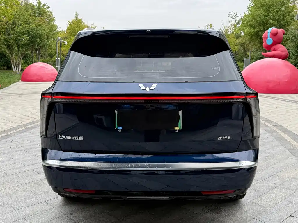 Wuling Xingguang L — миниатюра 5