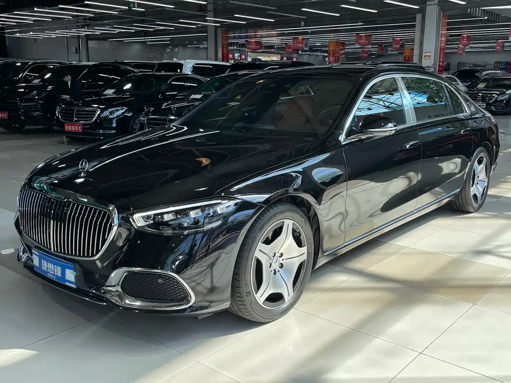 Mercedes-Benz S-Class 2024
