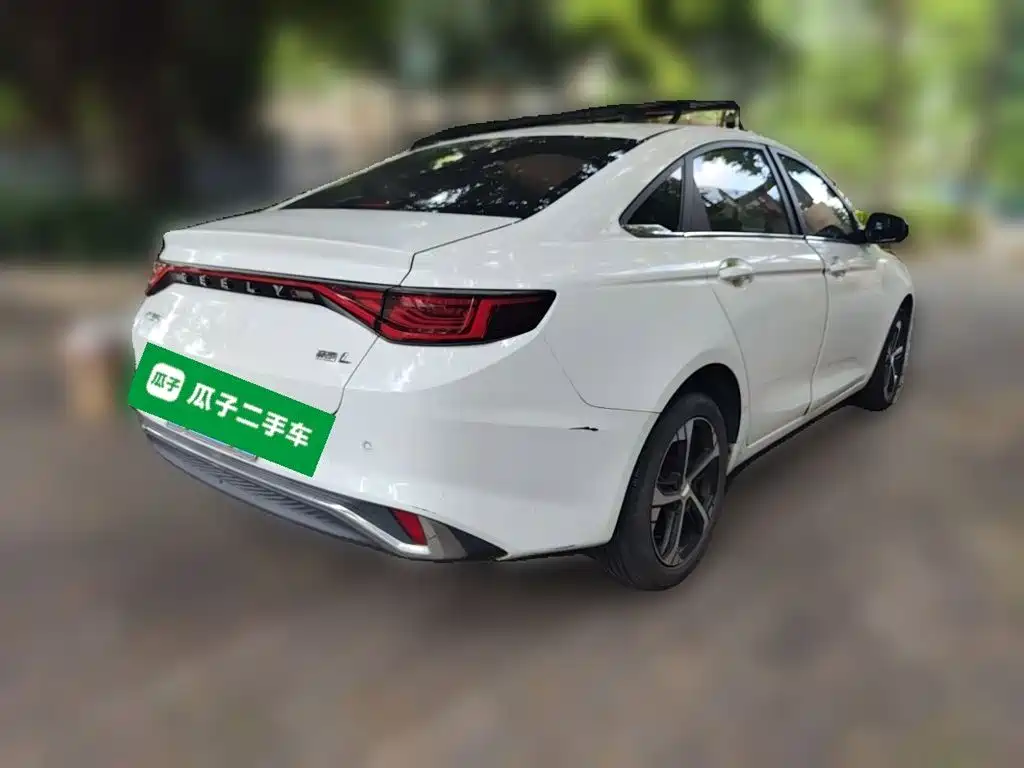 Geely Emgrand L — миниатюра 4
