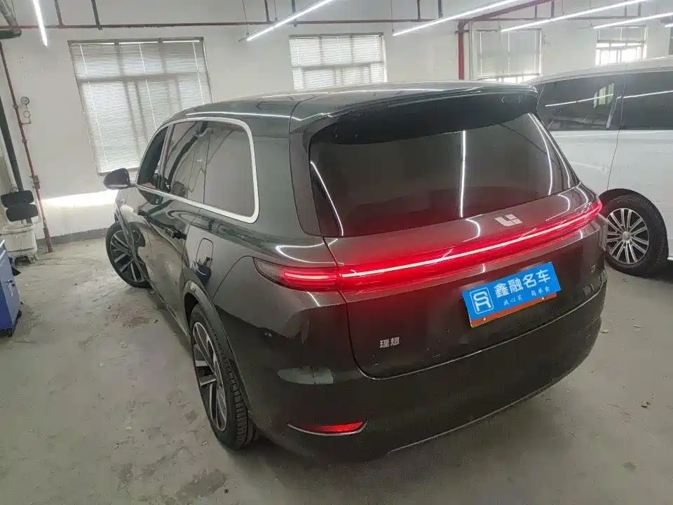 Li Auto Li L9 — миниатюра 2