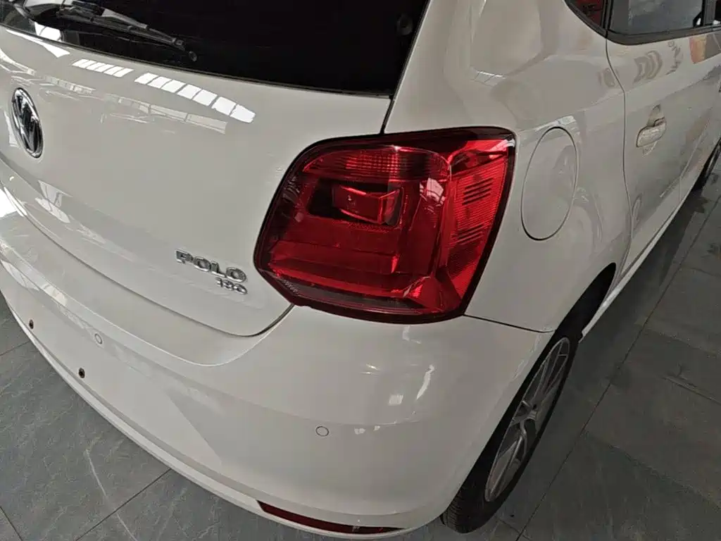 Volkswagen Polo — миниатюра 8