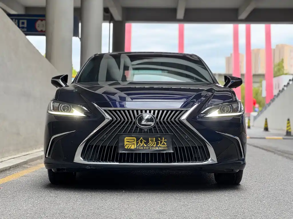 Lexus ES — миниатюра 4