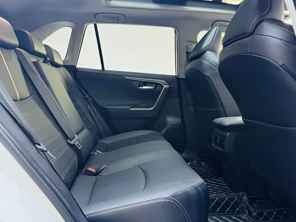 Toyota Wildlander — миниатюра 13
