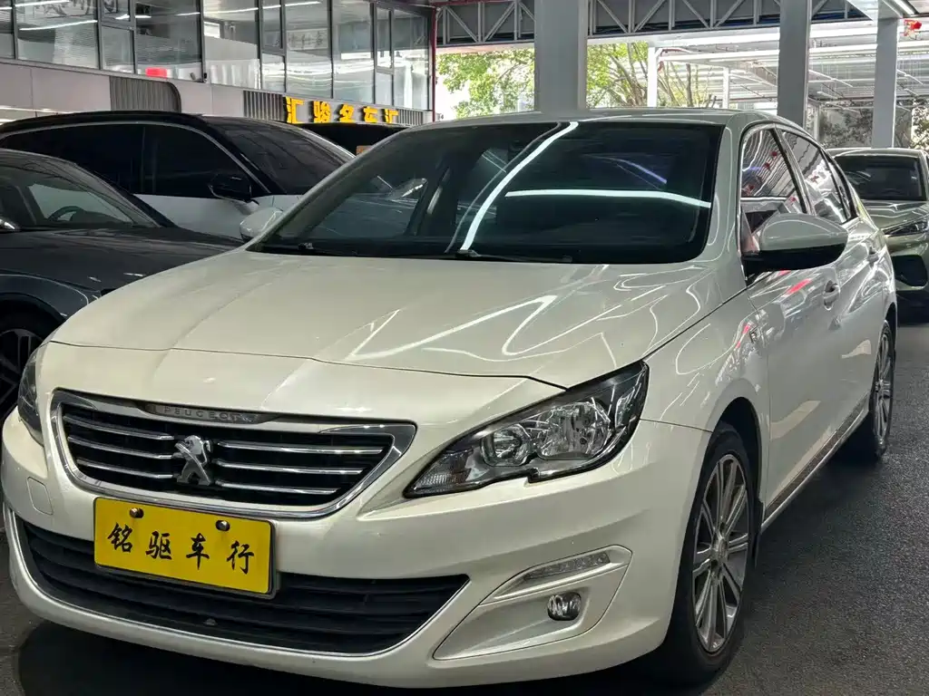 Peugeot 408