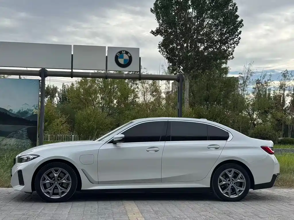 BMW i3 — миниатюра 2