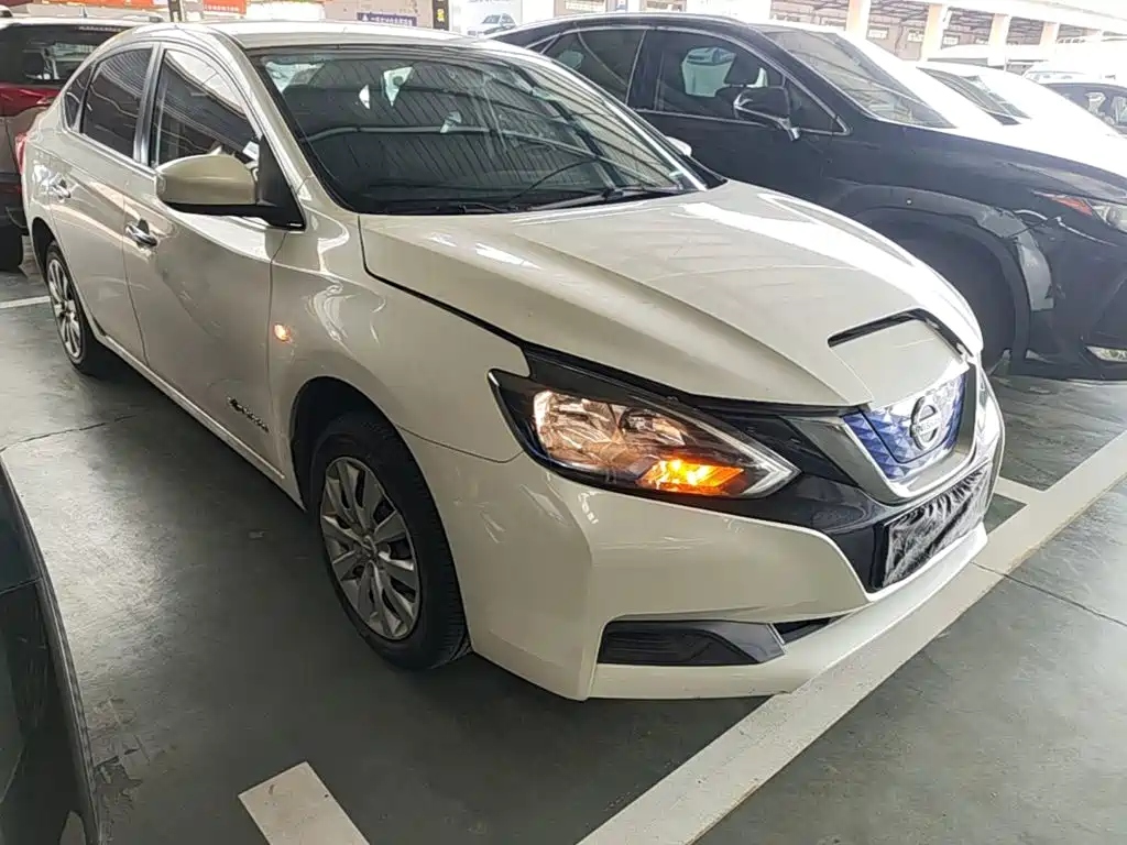 Nissan Sylphy EV — миниатюра 4