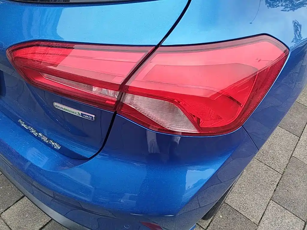 Ford Focus — миниатюра 8