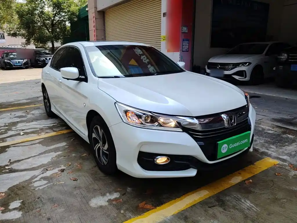 Honda Accord — миниатюра 4