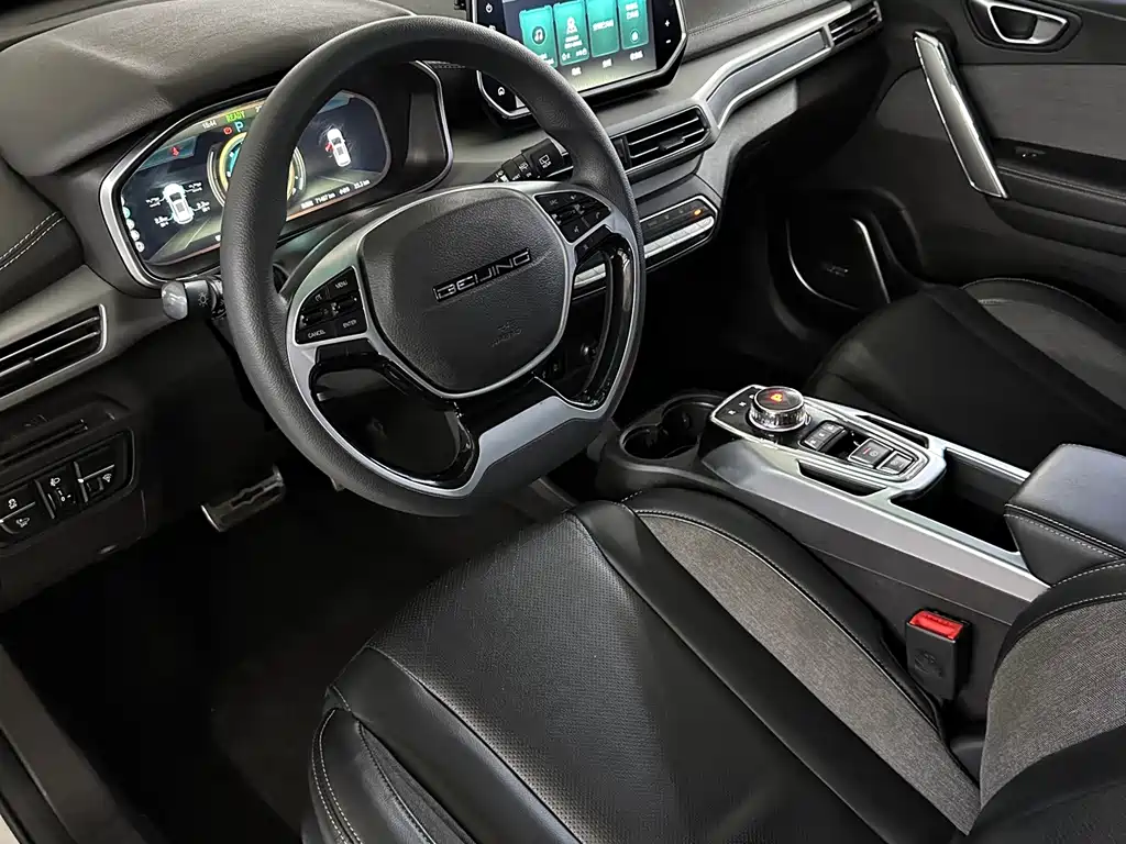 BAIC EX3 — миниатюра 10