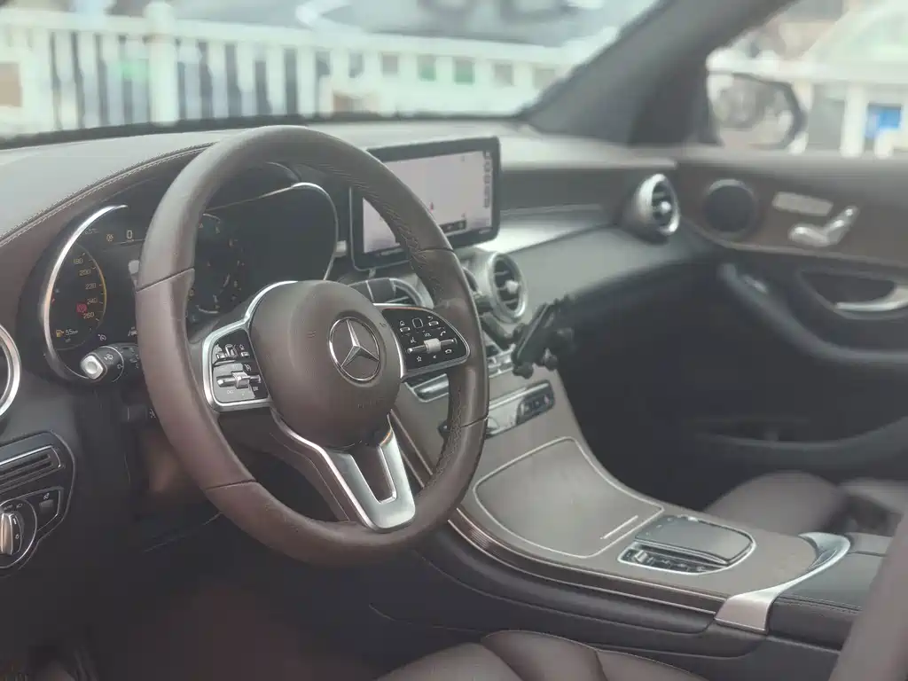 Mercedes-Benz GLC — миниатюра 4