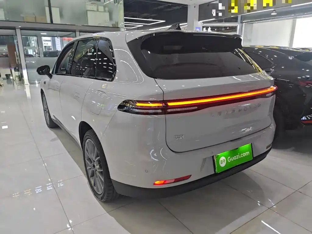 Leapmotor Leapmotor C10 — миниатюра 5