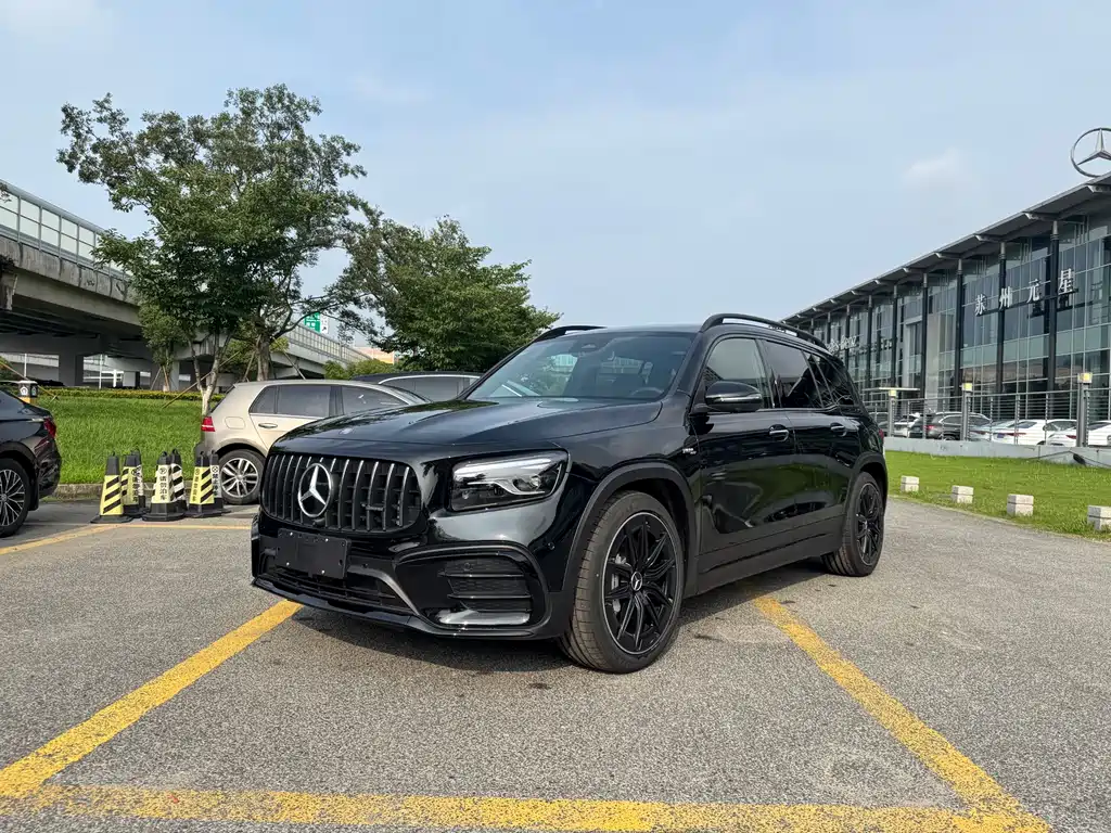 Mercedes-Benz GLB A MG 2026 AMG GLB 35 4MATIC