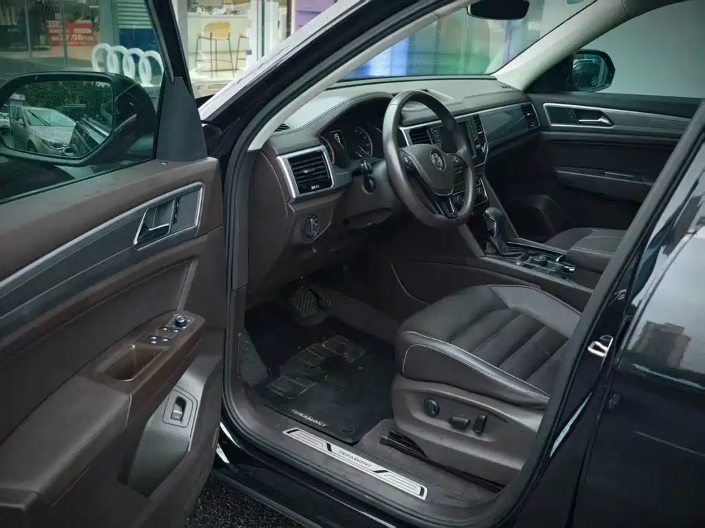 Volkswagen Teramont — миниатюра 6