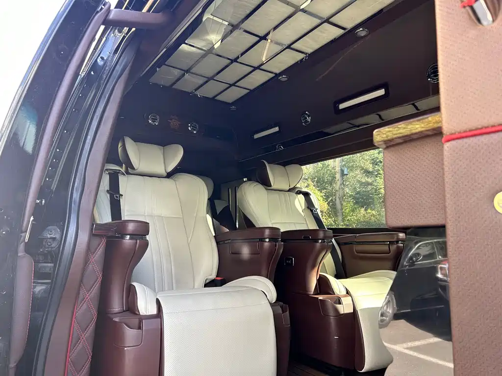 Ford E350 — миниатюра 22