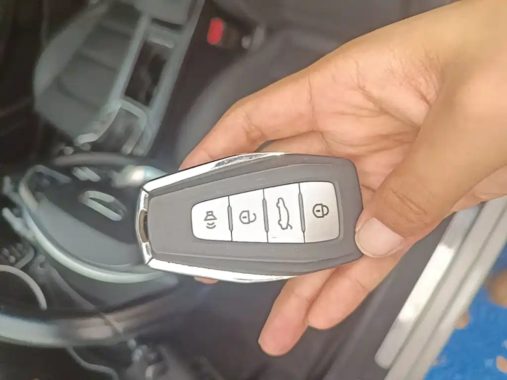 Geely Emgrand — миниатюра 9